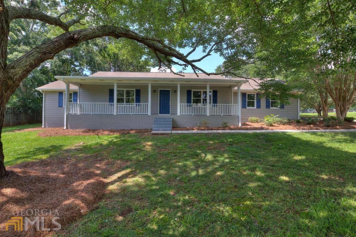 10 W Triple Tree DR, Carrollton, GA 30117