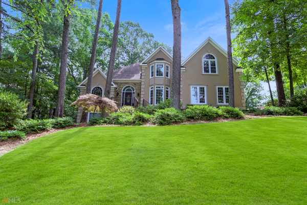 1704 Ashebark LN,  Marietta,  GA 30068