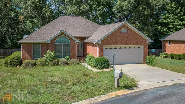 44 Golden Oaks, Hartwell, GA 30643