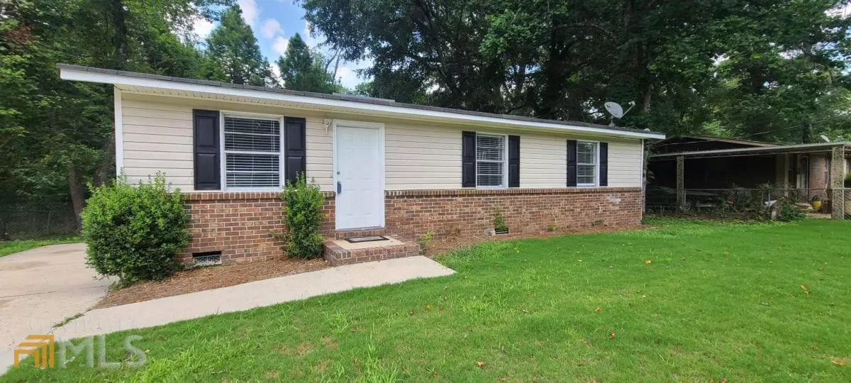 430 Roxbury, Riverdale, GA 30274