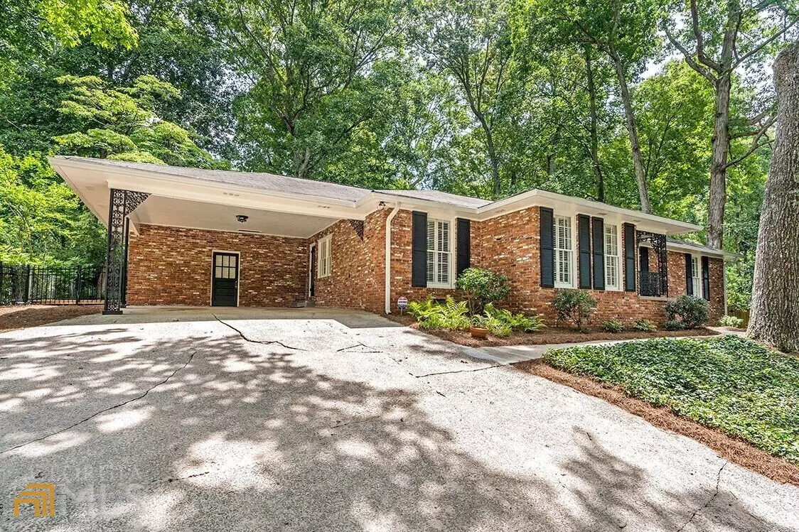 Sandy Springs, GA 30328,6885 Castleton