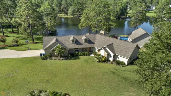 205 Palm Island,  Jesup,  GA 31545