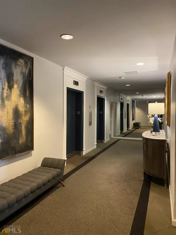 Atlanta, GA 30309,1421 Peachtree ST NE #303