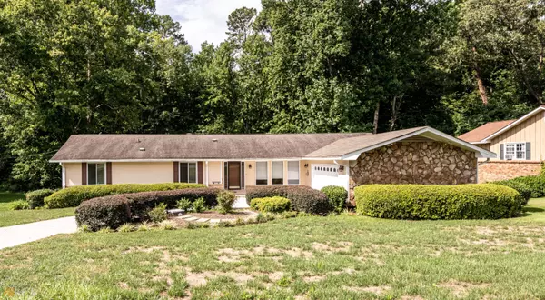 1727 Rivermist, Lilburn, GA 30047