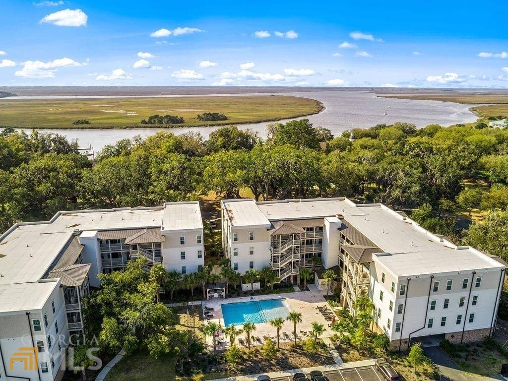 St. Simons, GA 31522,111 Gascoigne AVE #204