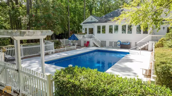 Eatonton, GA 31024,419 E River Bend DR