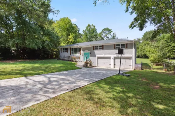 4069 Middle DR NE, Marietta, GA 30066