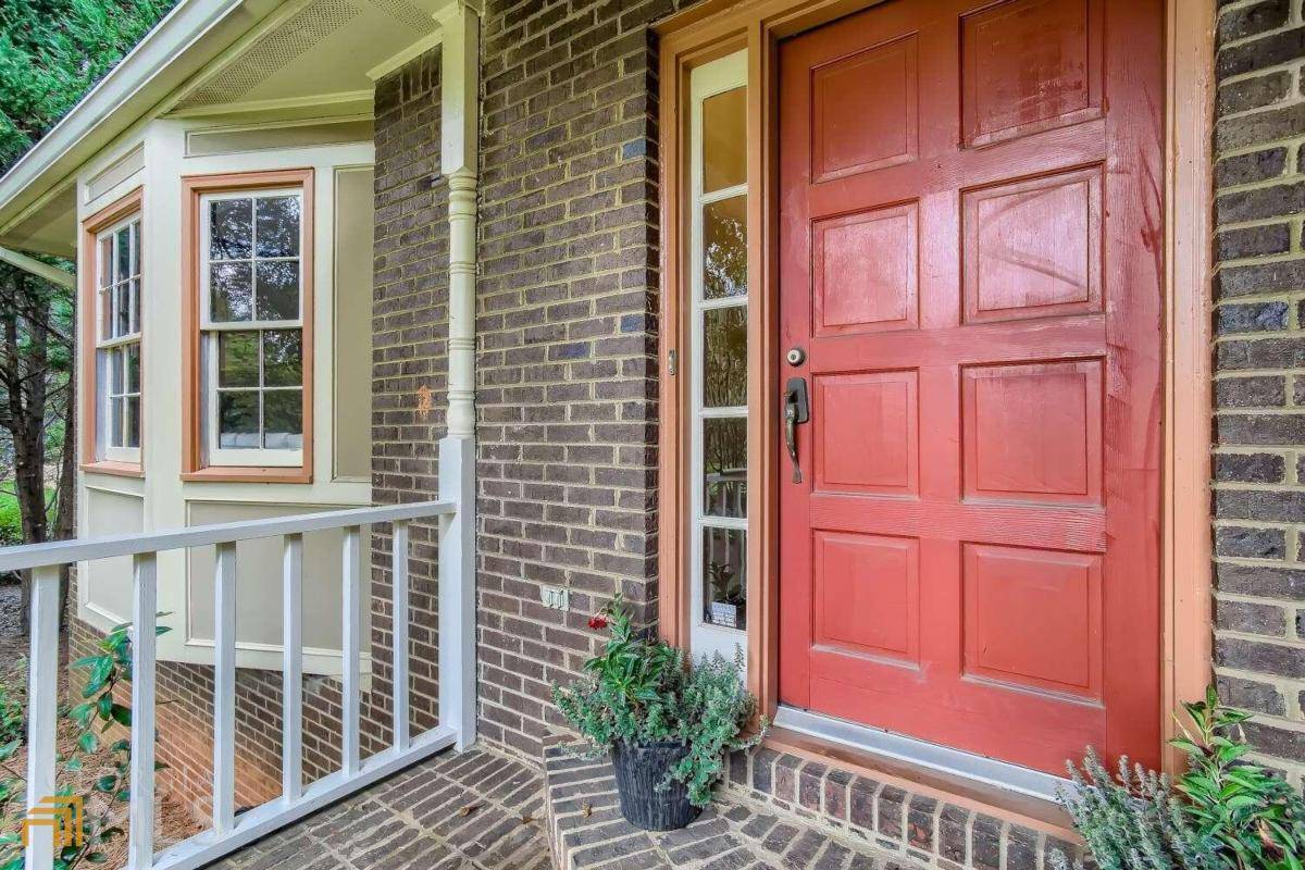 Avondale Estates, GA 30002,2 Kensington RD