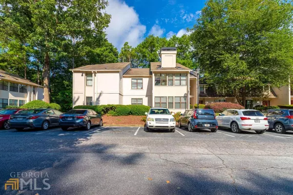 1201 Old Hammond Chase, Sandy Springs, GA 30350