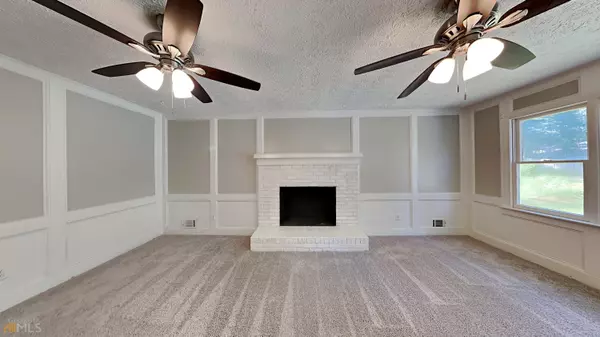 Stone Mountain, GA 30083,837 Carlisle RD