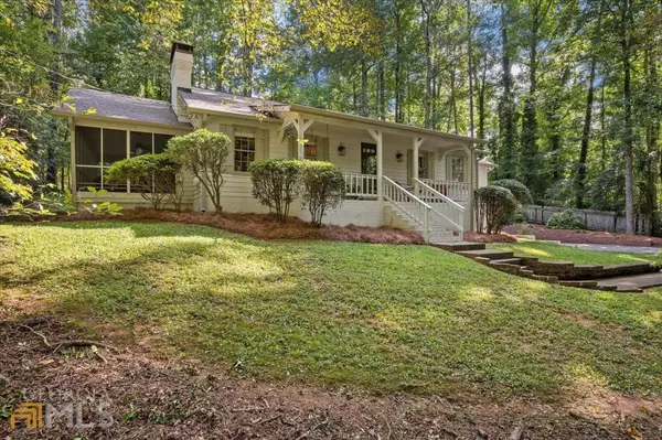 2816 Pinestream, Marietta, GA 30068