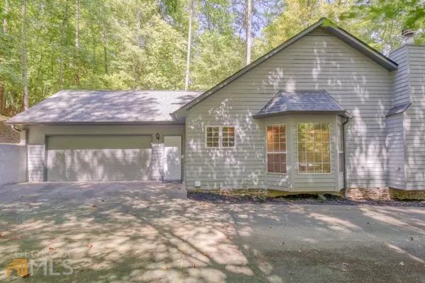 Waleska, GA 30183,218 Lakewood DR