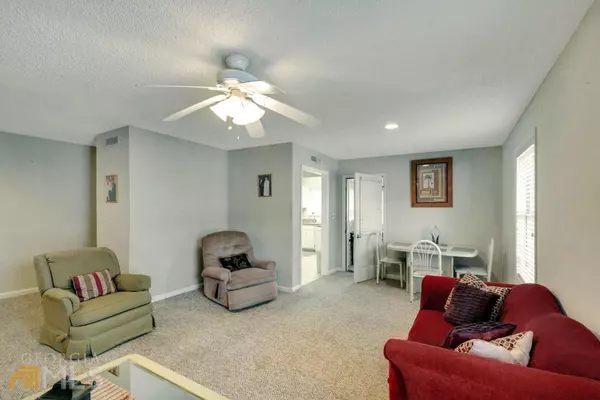 St. Simons, GA 31522,708 E Island Square DR