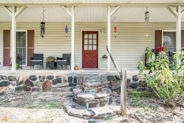 Toccoa, GA 30577,637 Carnes Creek