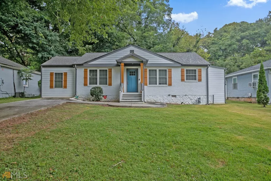 1945 Meadow, Decatur, GA 30032