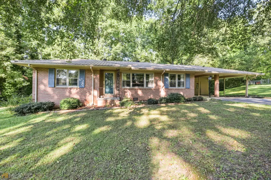 380 Hickory CIR, Toccoa, GA 30577
