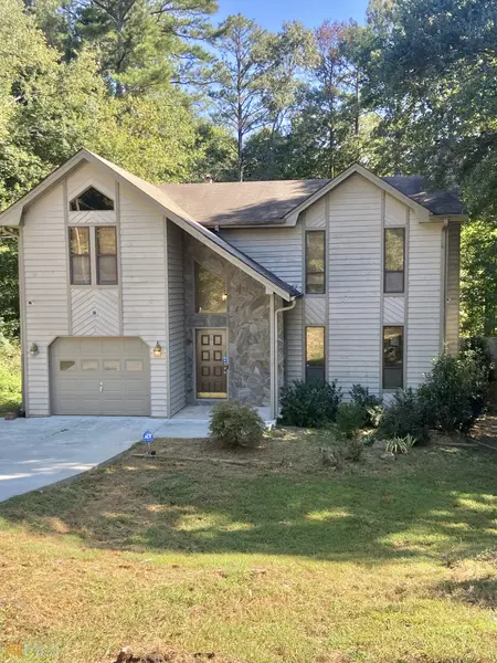 2087 Kings Mountain DR NE, Conyers, GA 30012