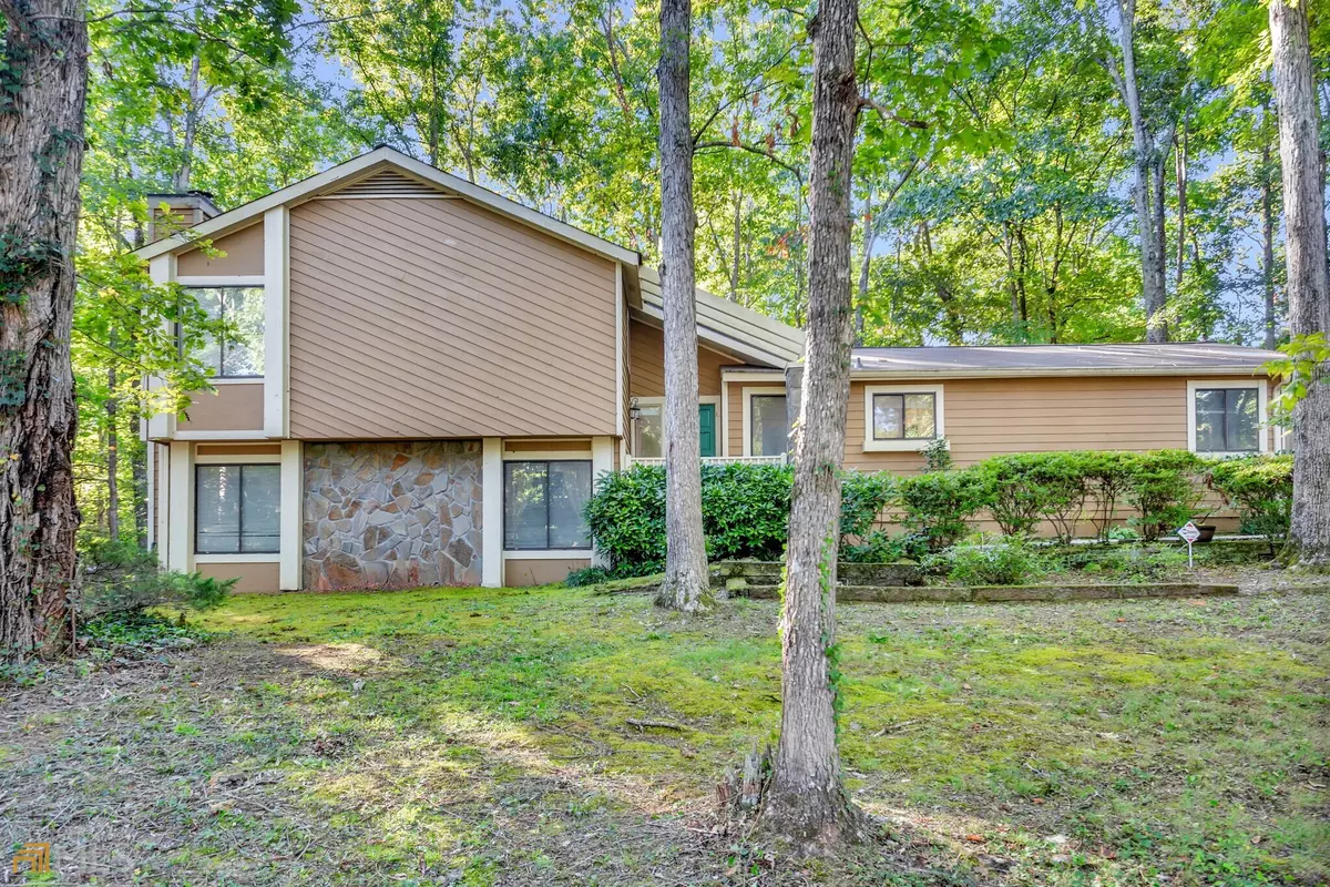 Douglasville, GA 30135,6646 Creekwood CT