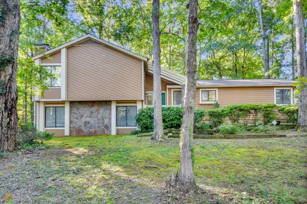 6646 Creekwood CT, Douglasville, GA 30135