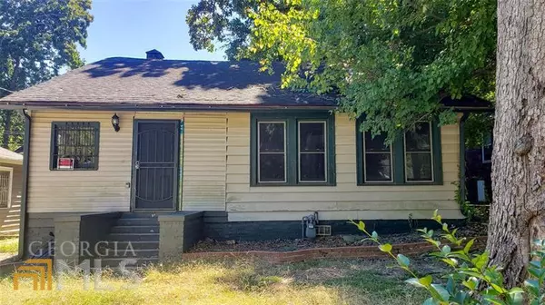 988 Byron, Atlanta, GA 30310