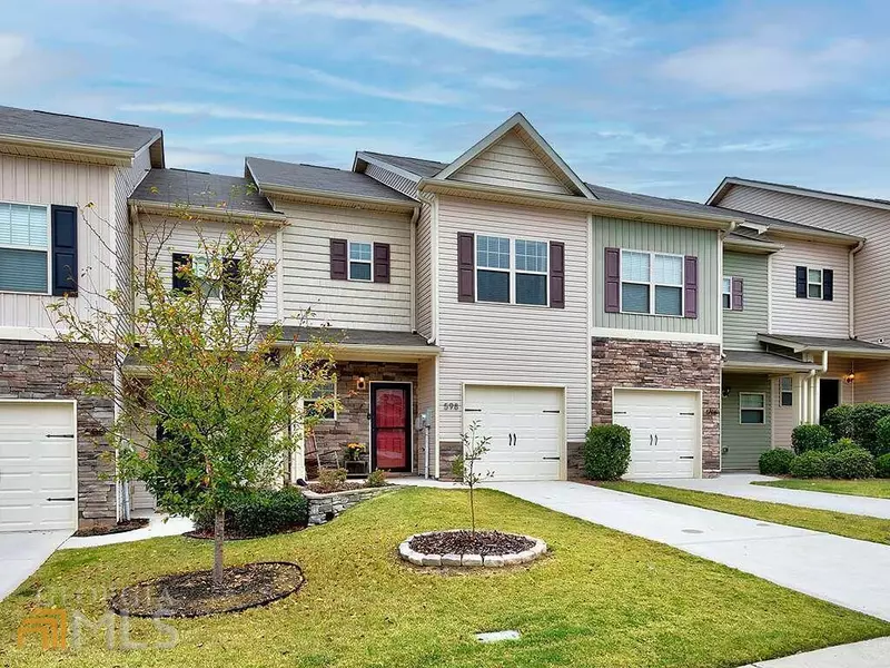 598 Oakside PL, Acworth, GA 30102