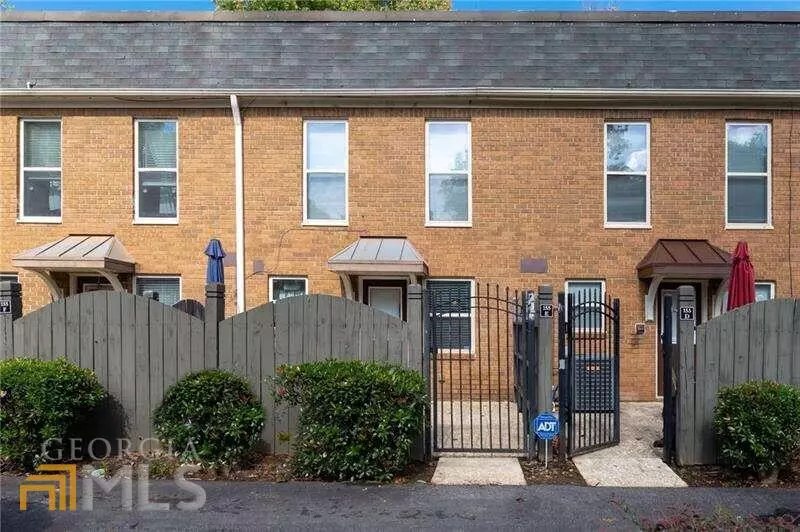 155 N River DR #E, Sandy Springs, GA 30350