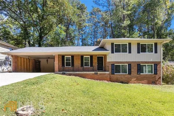 1569 Camelot, Tucker, GA 30084