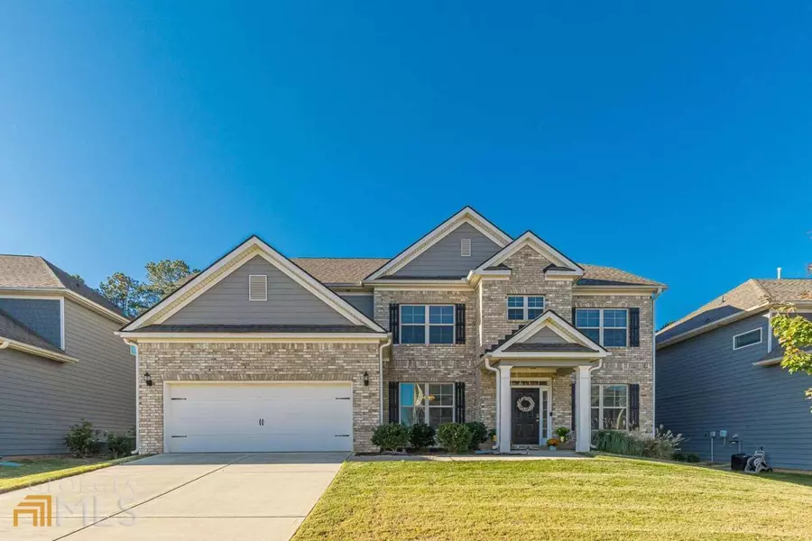 80 Fanleaf DR, Fairburn, GA 30213