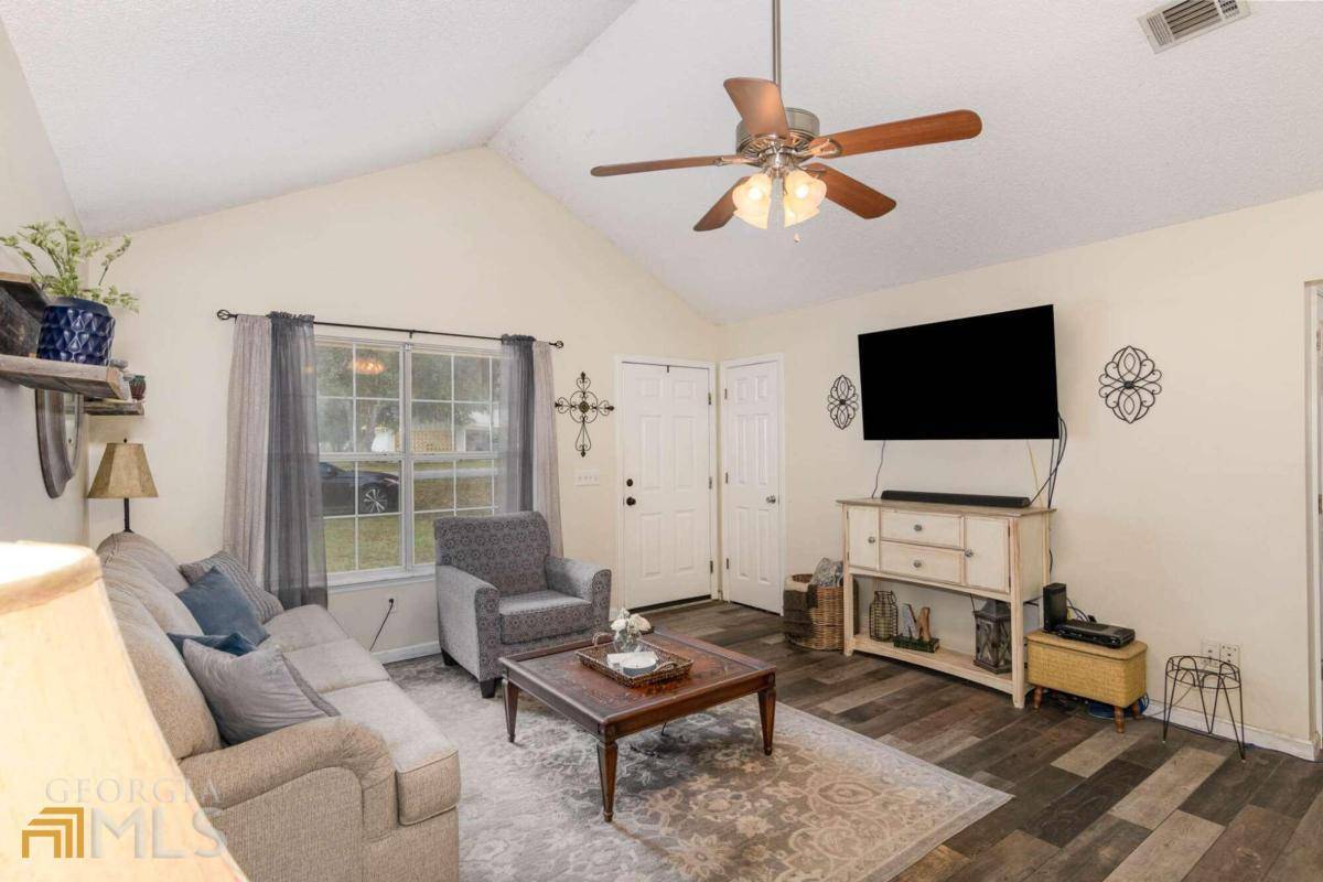 Woodbine, GA 31569,300 Crestview DR