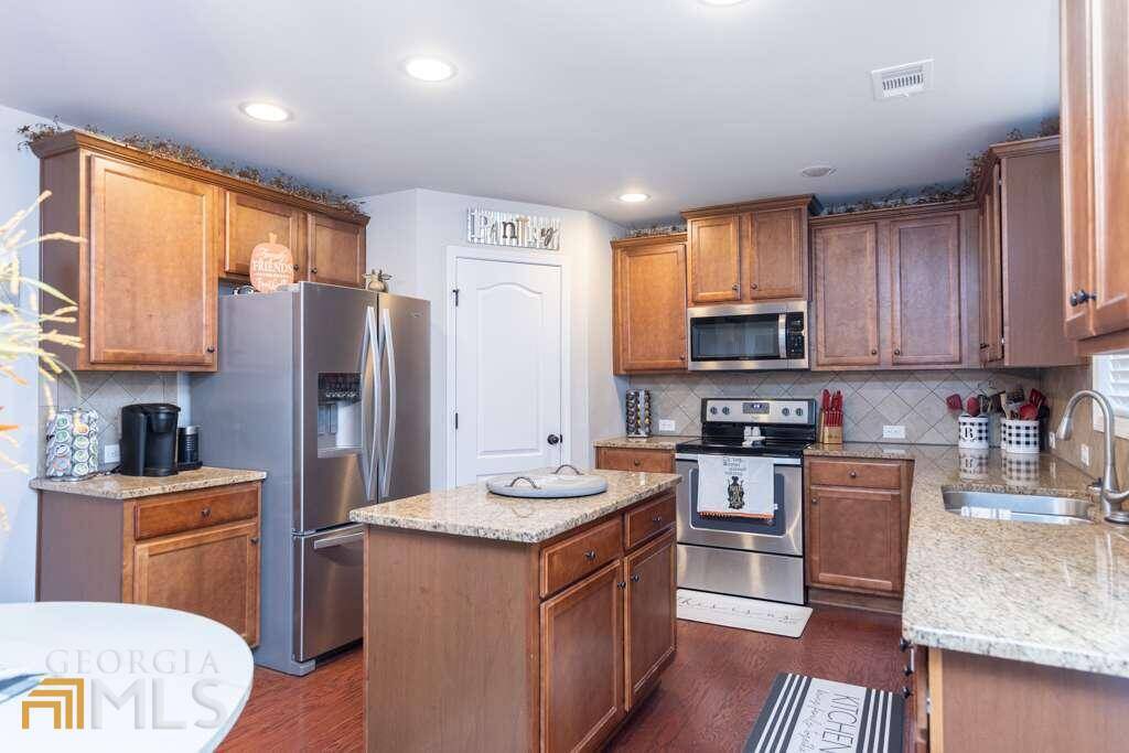 Braselton, GA 30517,221 Franklin ST