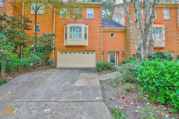 Sandy Springs, GA 30350,245 Dunwoody Creek