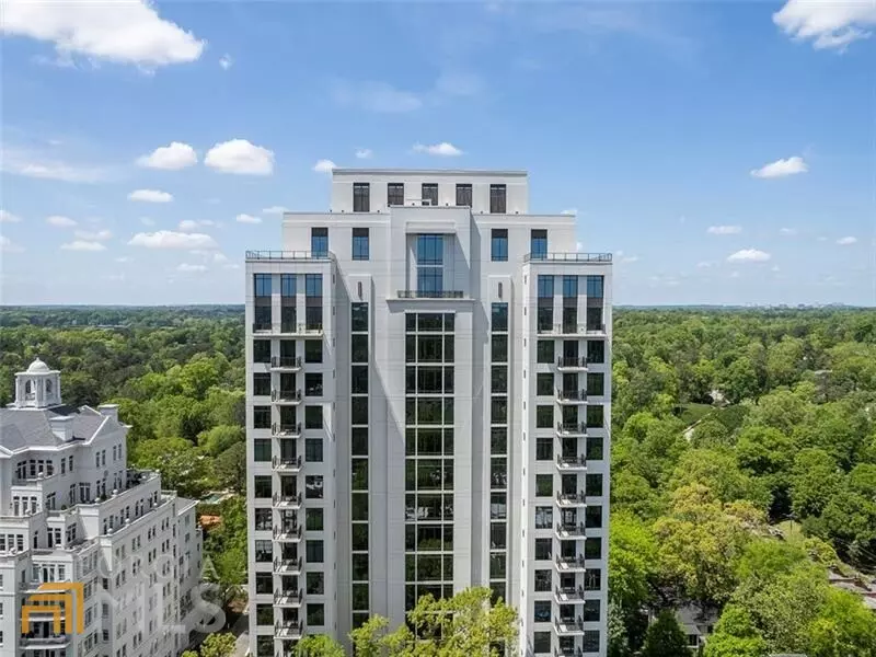 2520 Peachtree, Atlanta, GA 30305