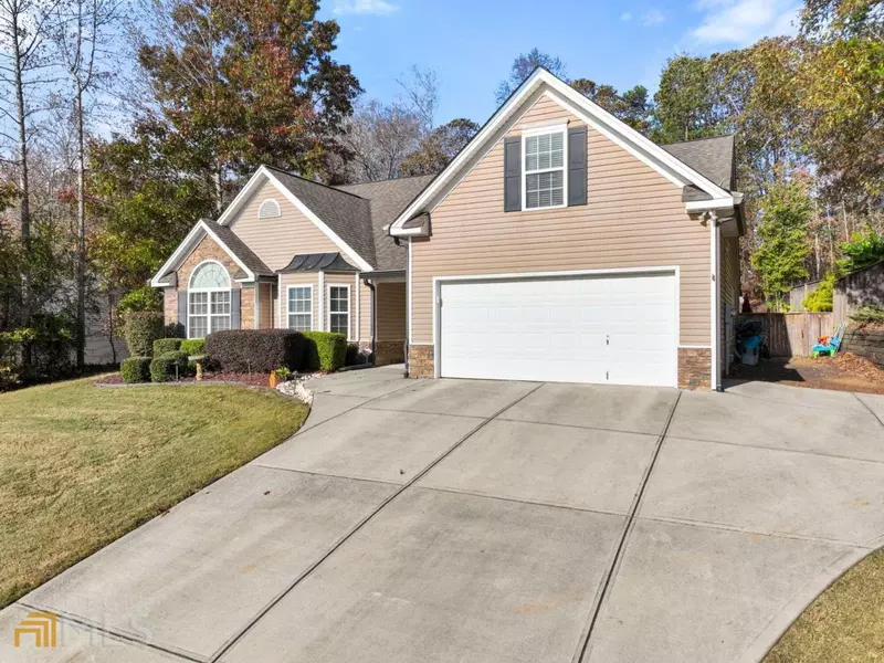 6718 Carriage Walk LN, Flowery Branch, GA 30542