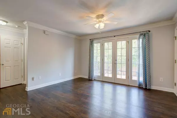 Atlanta, GA 30306,869 Briarcliff