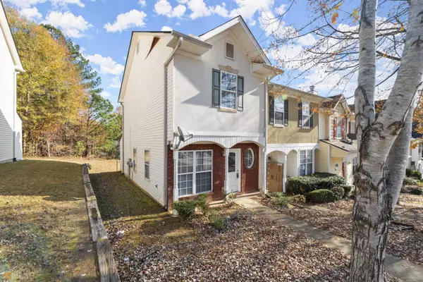 Riverdale, GA 30296,6084 Camden Forrest DR