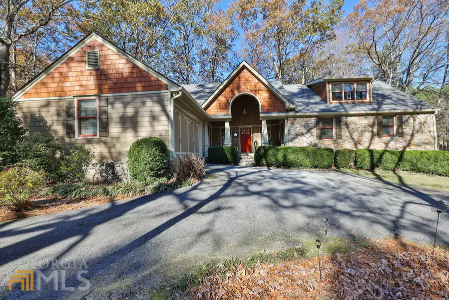 1761 Pharrs RD, Snellville, GA 30078