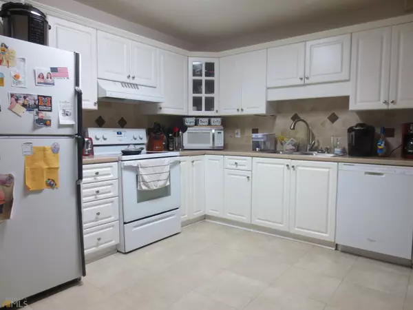 Warner Robins, GA 31088,113 Hackamore LN