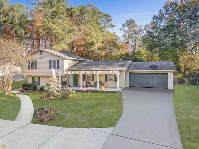 2898 Parkwood RD, Snellville, GA 30039