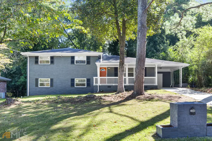 2300 Belmont DR, Decatur, GA 30032