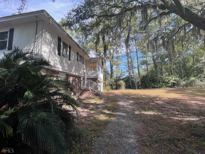 9 Rio RD, Savannah, GA 31419