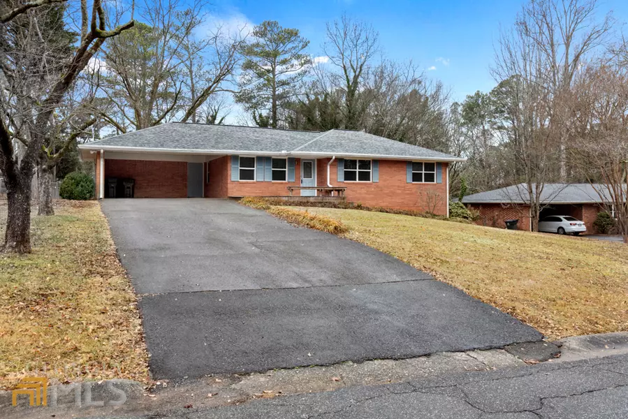 1060 Delmont TER, Roswell, GA 30075