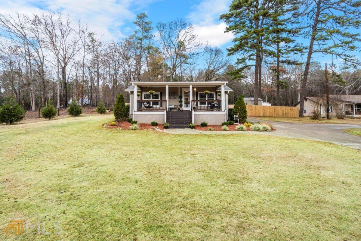758 Holders Siding RD, Jefferson, GA 30549