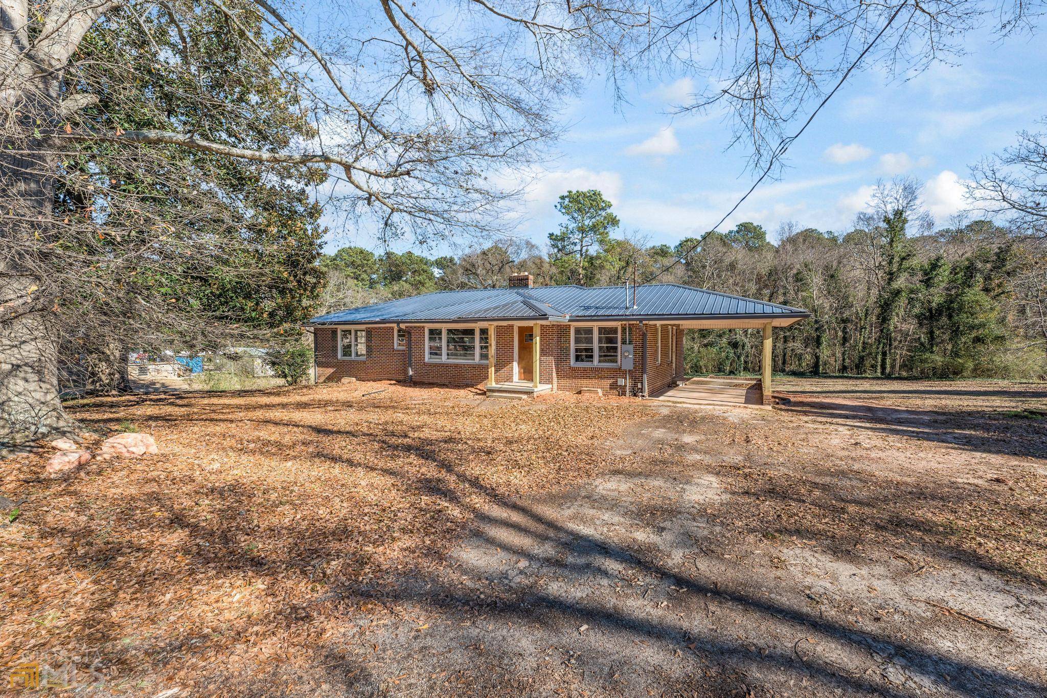 Hartwell, GA 30643,822 N Forest AVE