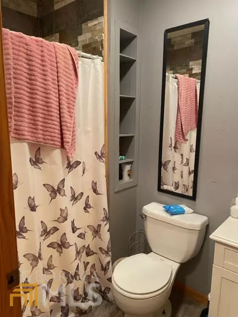 Toccoa, GA 30577,70 Thomas ST