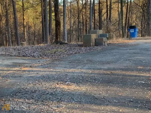 Waleska, GA 30183,371 Moores Mill LN