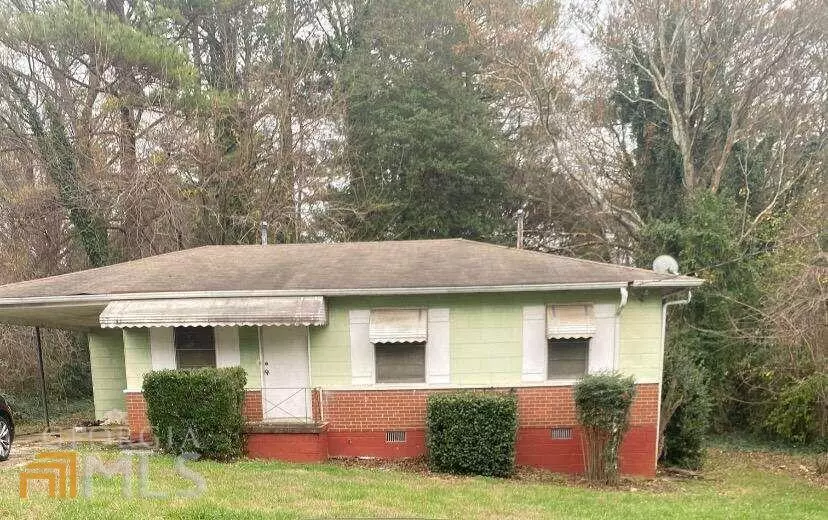 3273 Stratton LN, Scottdale, GA 30079