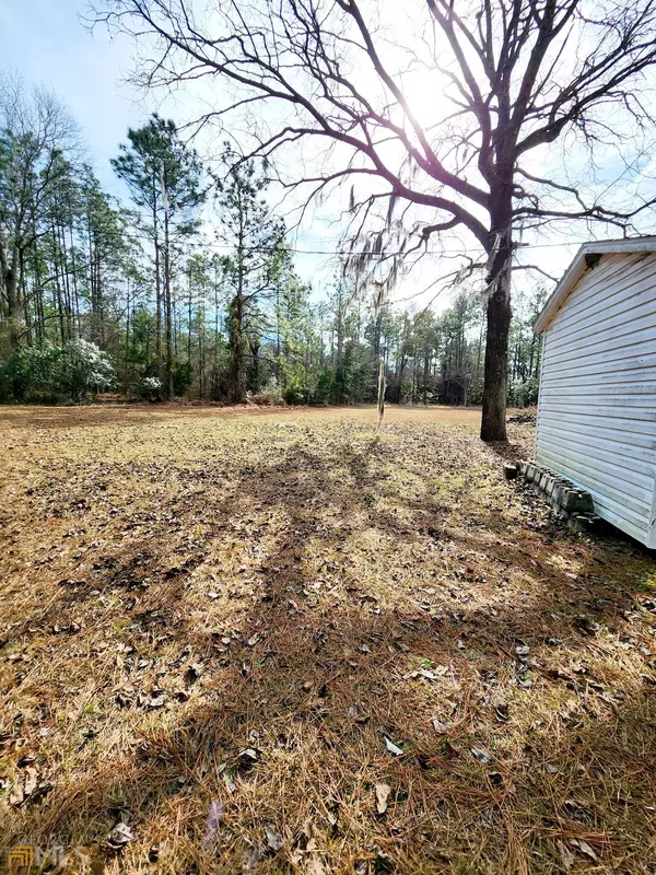 Jesup, GA 31545,611 Sandy Run