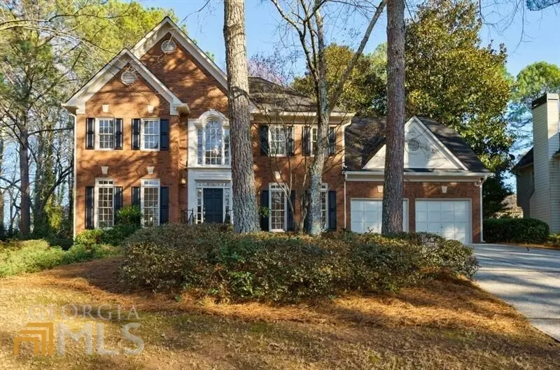 190 Lochland CIR, Roswell, GA 30075