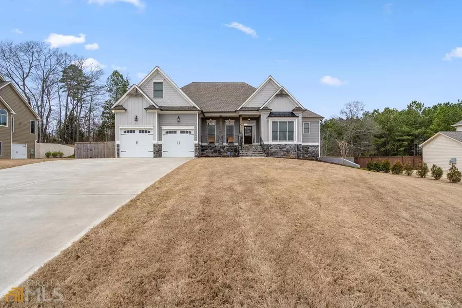 33 River Birch DR, Euharlee, GA 30145