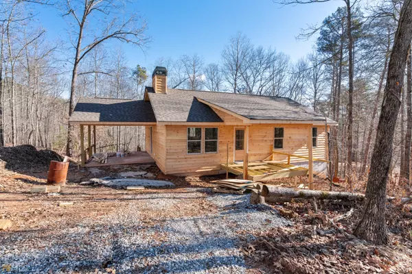 309 Fowler Creek, Cleveland, GA 30528